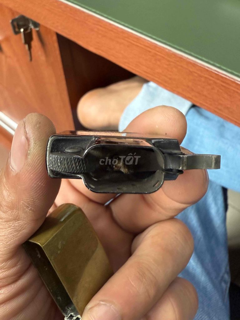 Zippo dư dùng. Mua bán Đồ sưu tầm, đồ cổ tại Quận Bình Tân Tp Hồ Chí Minh được đăng bởi Lương Quang Đạo hình 1
