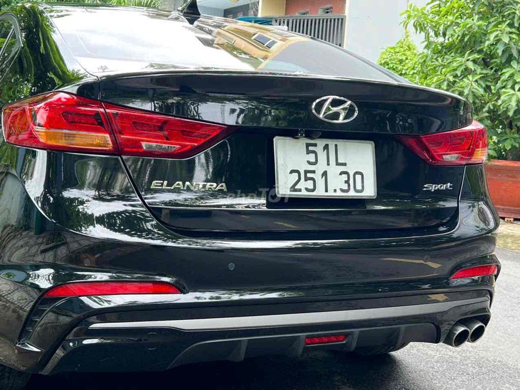 Hyundai Elantra 2018 1.6 AT Sport - Full LS Hãng. Mua bán Ô tô tại Quận 12 Tp Hồ Chí Minh được đăng bởi AUTOMAX SAI GON hình 4