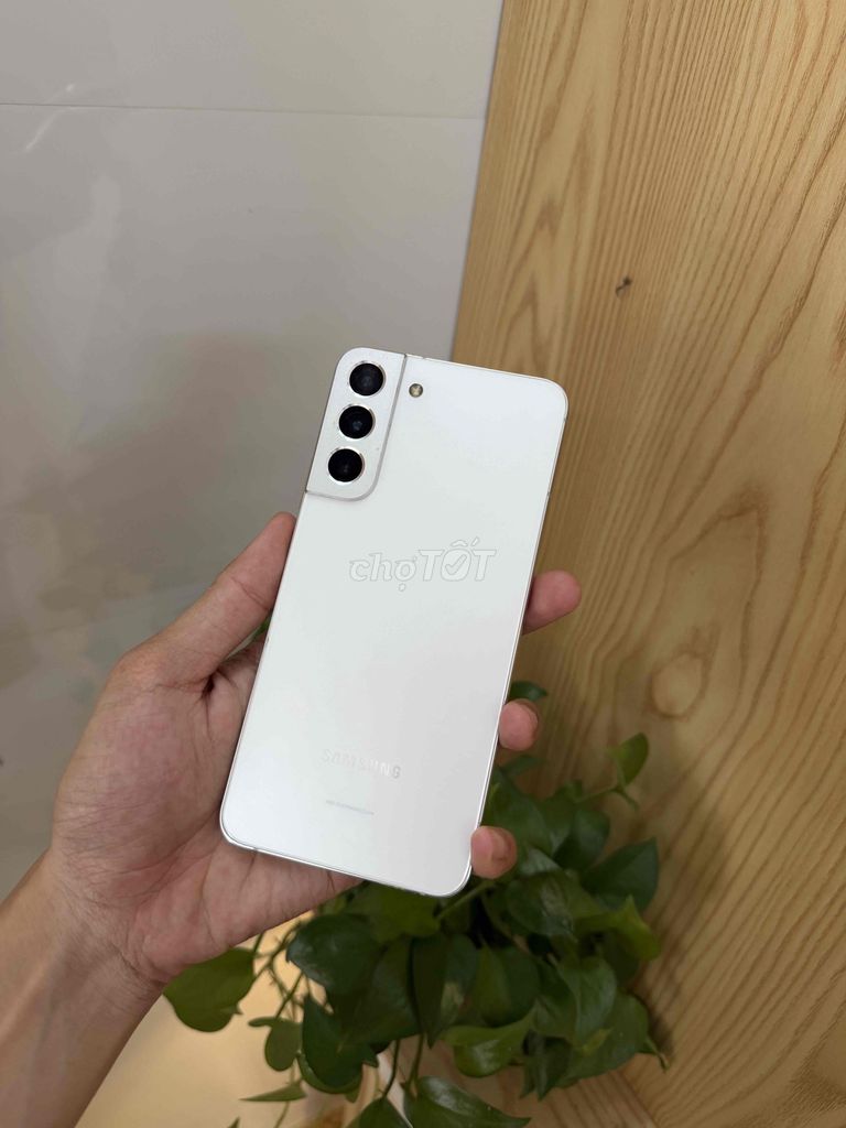 Bán Sam Sung S22 Plus 5G Ram 8/128G đẹp keng full. Mua bán Điện thoại tại Thành phố Qui Nhơn Bình Định được đăng bởi Gia Long hình 1