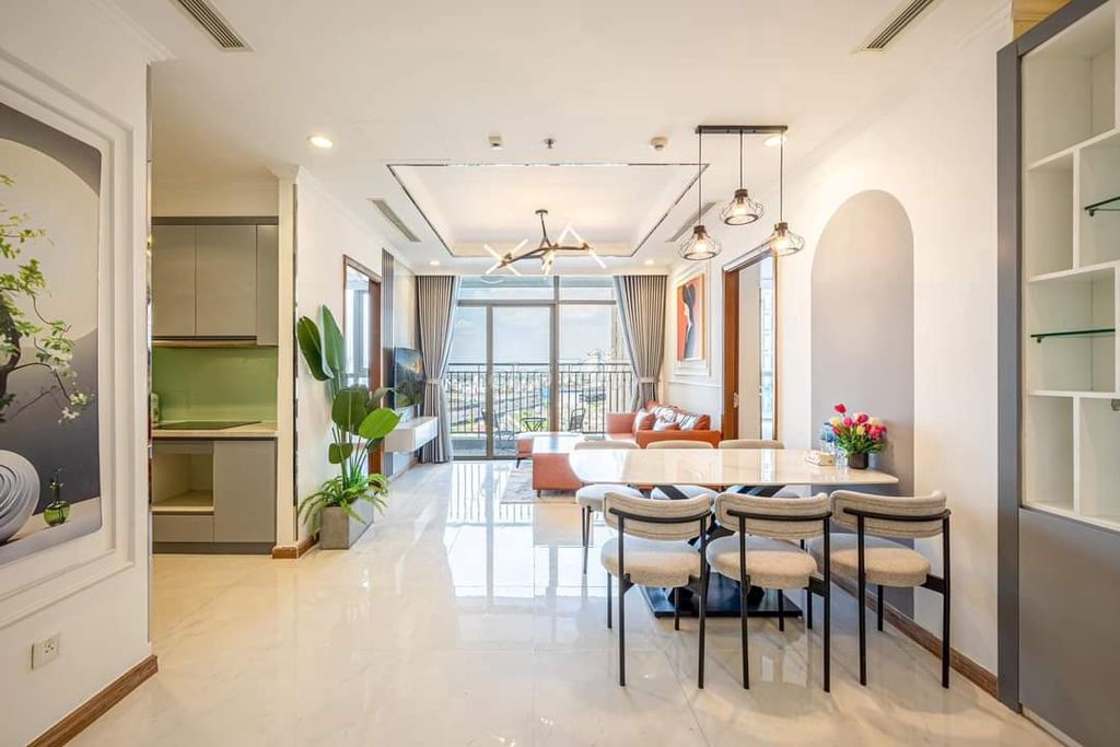 Cho Thuê Căn Hộ Chung Cư Vinhomes Central Park T6/2024