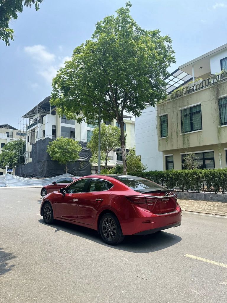 Mazda 3 sản xuất 2017. Mua bán Ô tô tại Thành phố Lào Cai Lào Cai được đăng bởi Nguyễn Hồng Vĩnh hình 4