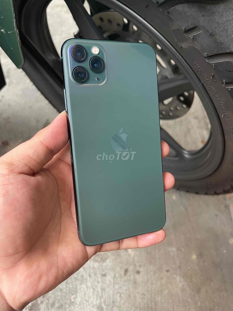 iPhone 11 Pro Max 256G Zin Chuẩn QTế Đang Xài Ngon. Mua bán Điện thoại tại Quận 3 Tp Hồ Chí Minh được đăng bởi Thích Bán Rẻ hình 1