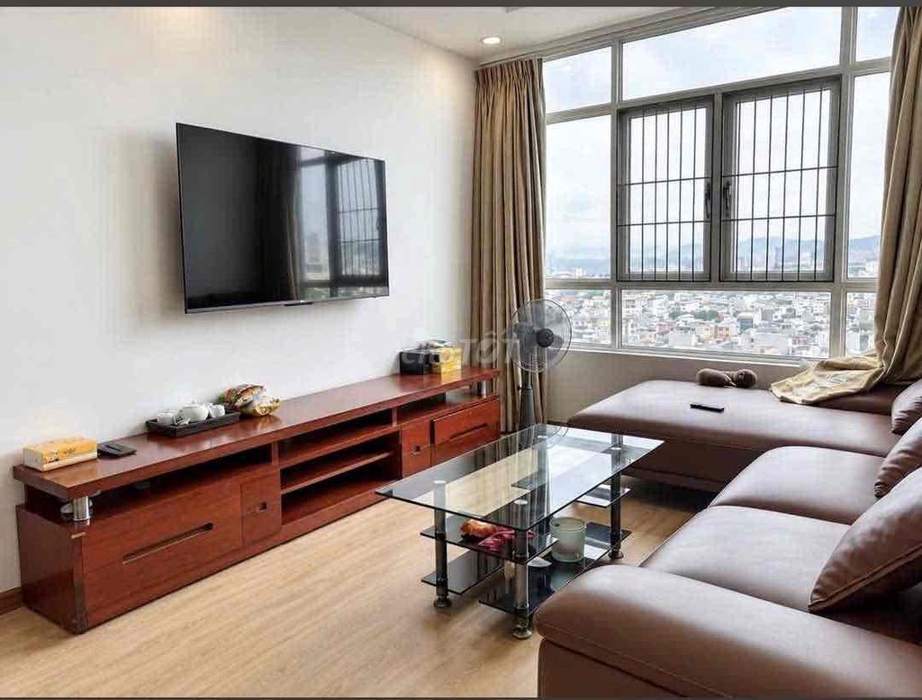 Spacious 3-bedroom apartment at HAGL on Hàm Nghi — photo 5