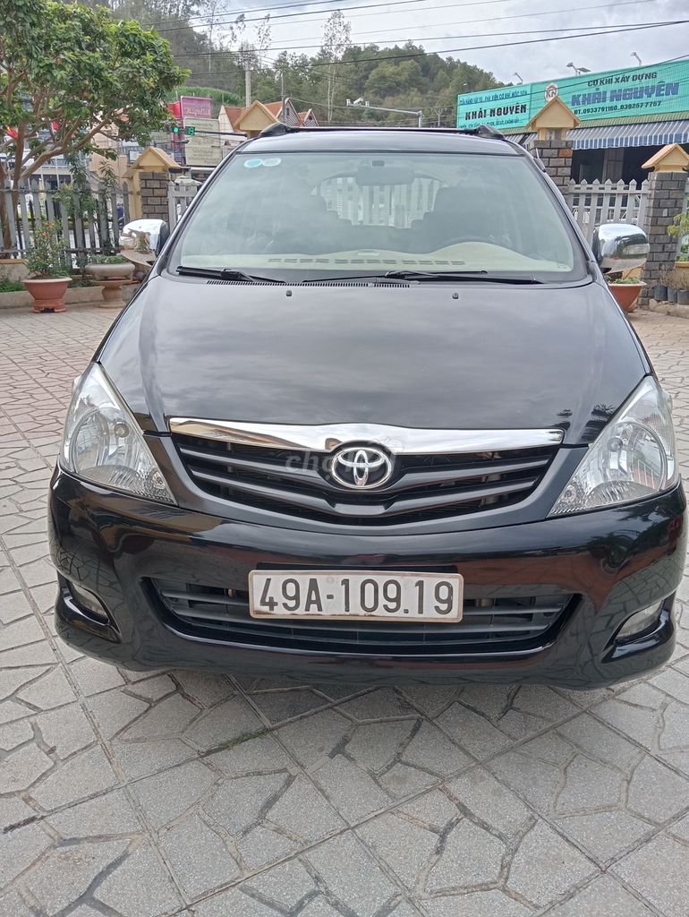 Toyota Innova 2009  - 135000 km