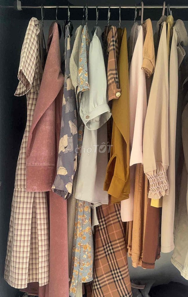 Tủ đồ size M vừa thanh lý vừa tặng. Mua bán Quần áo tại Quận Cầu Giấy Hà Nội được đăng bởi mai lan hình 1