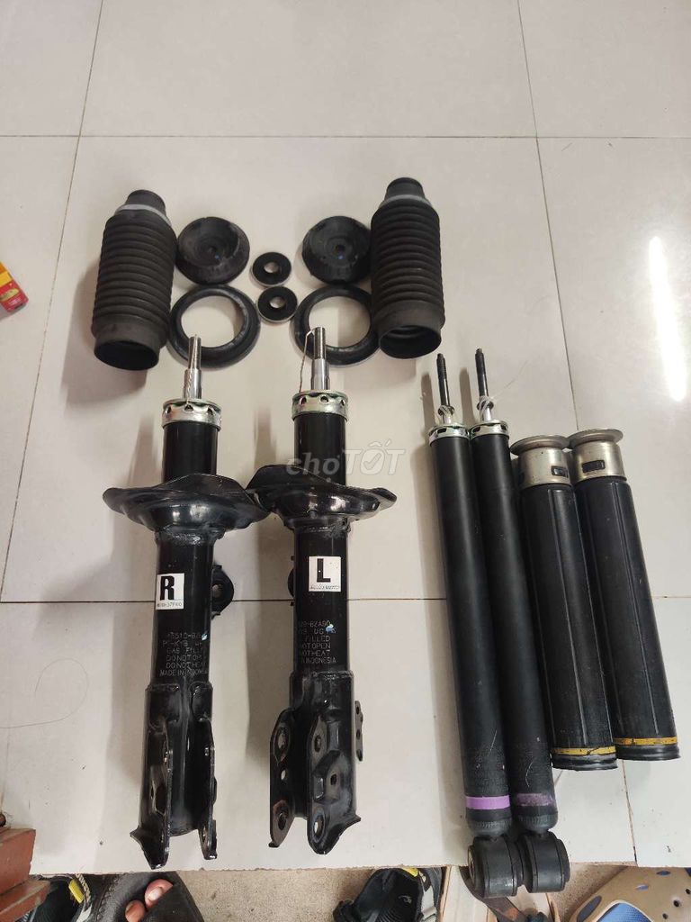 bộ Phuộc toyota veloz tháo xe zin. Mua bán Phụ tùng xe tại Huyện Long Thành Đồng Nai được đăng bởi Huu lai  hình 1