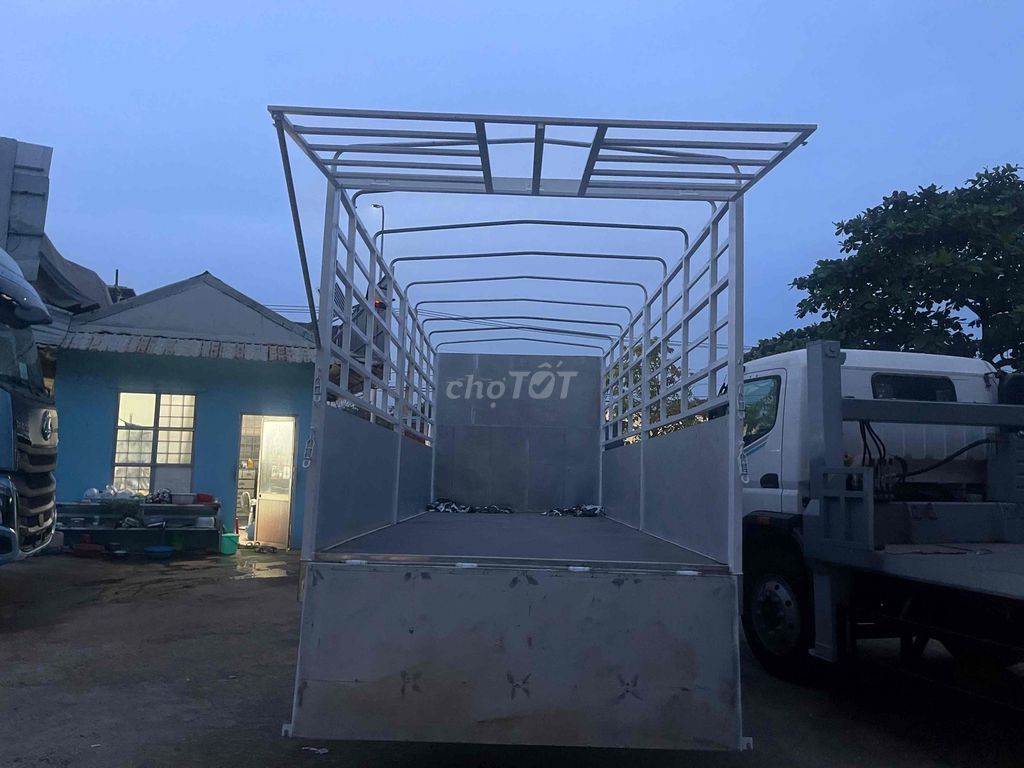 Cty thanh lý isuzu đời 2015 thùng 5m8 cao 2m2. Mua bán Xe tải, xe ben tại Thành phố Thuận An Bình Dương được đăng bởi ÂN KHOA TRƯỜNG LONG  hình 4