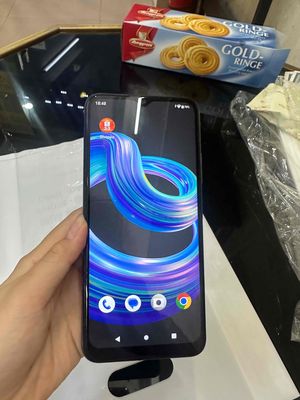 Htc e3 4/64G pin 5000 zin đẹp. Mua bán Điện thoại tại Quận Thanh Xuân Hà Nội được đăng bởi Vanquyen Qka