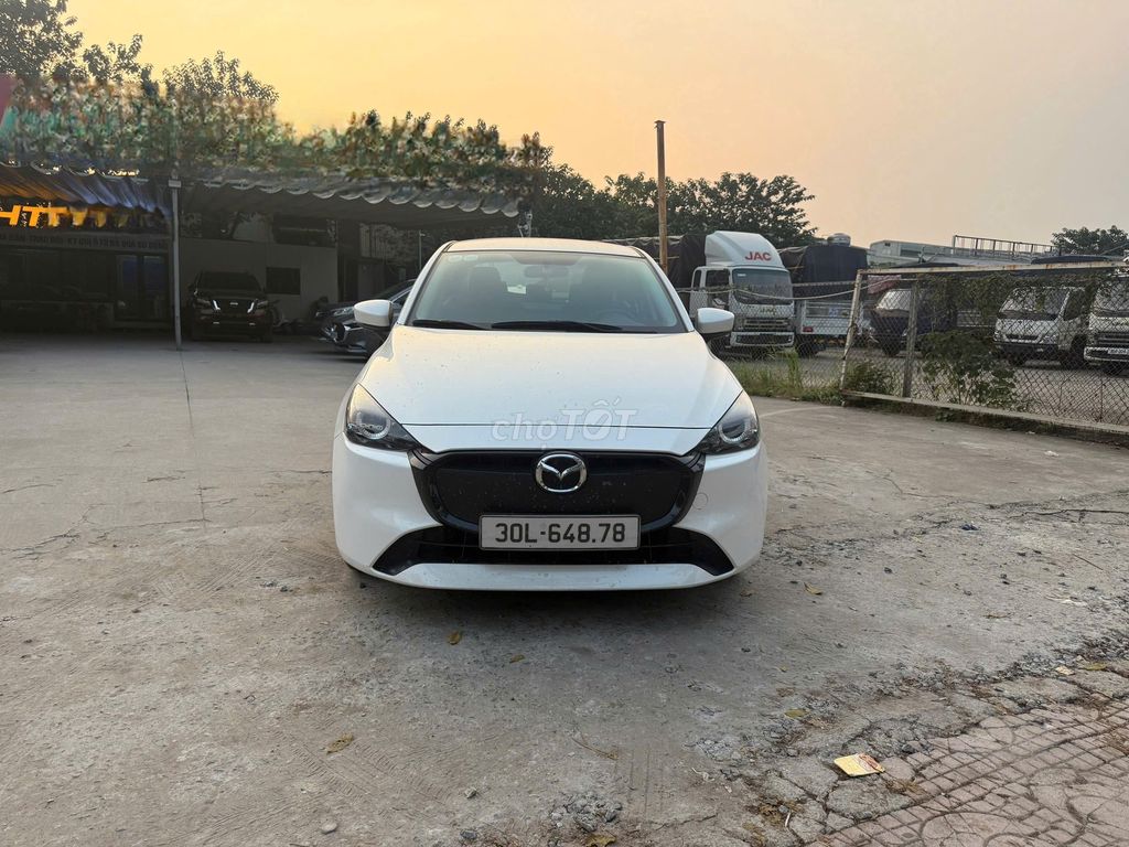 Mazda 2 AT sản xuất 2024, sơn nguyên bản 99%. Mua bán Ô tô tại Quận Long Biên Hà Nội được đăng bởi Long Biên Cars hình 1