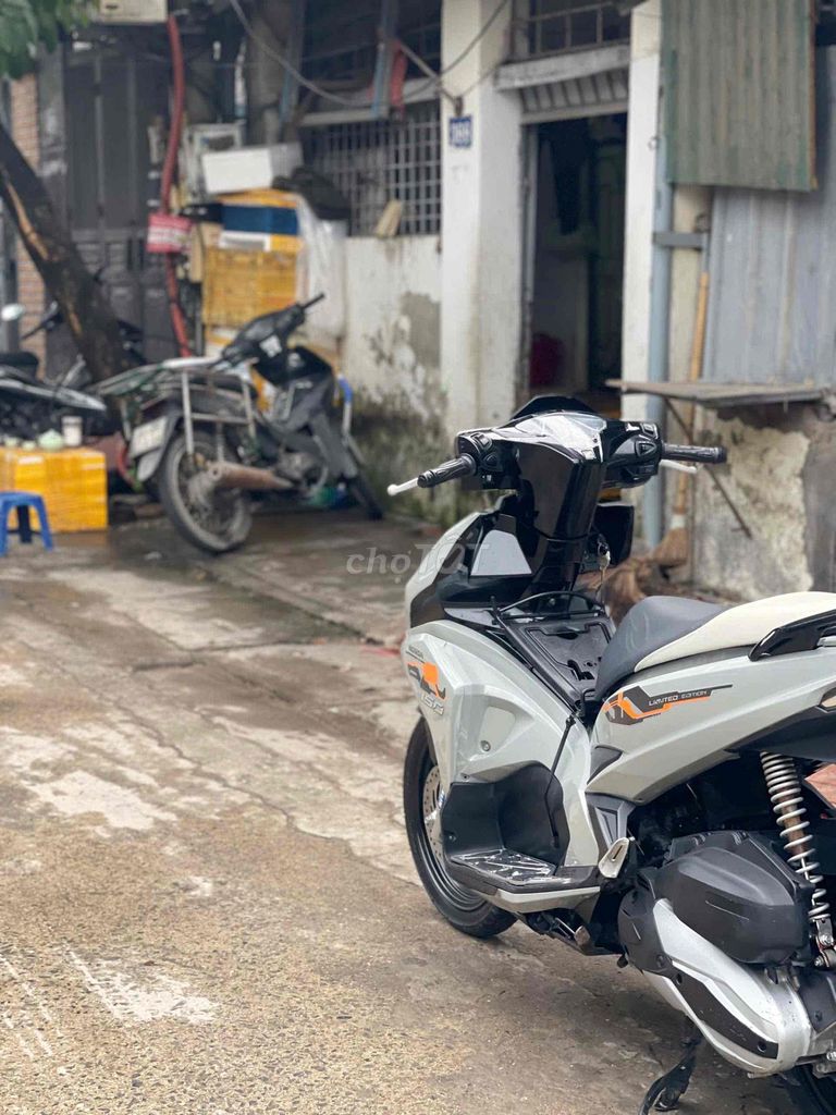 Honda Air Blade 125 серый 2018