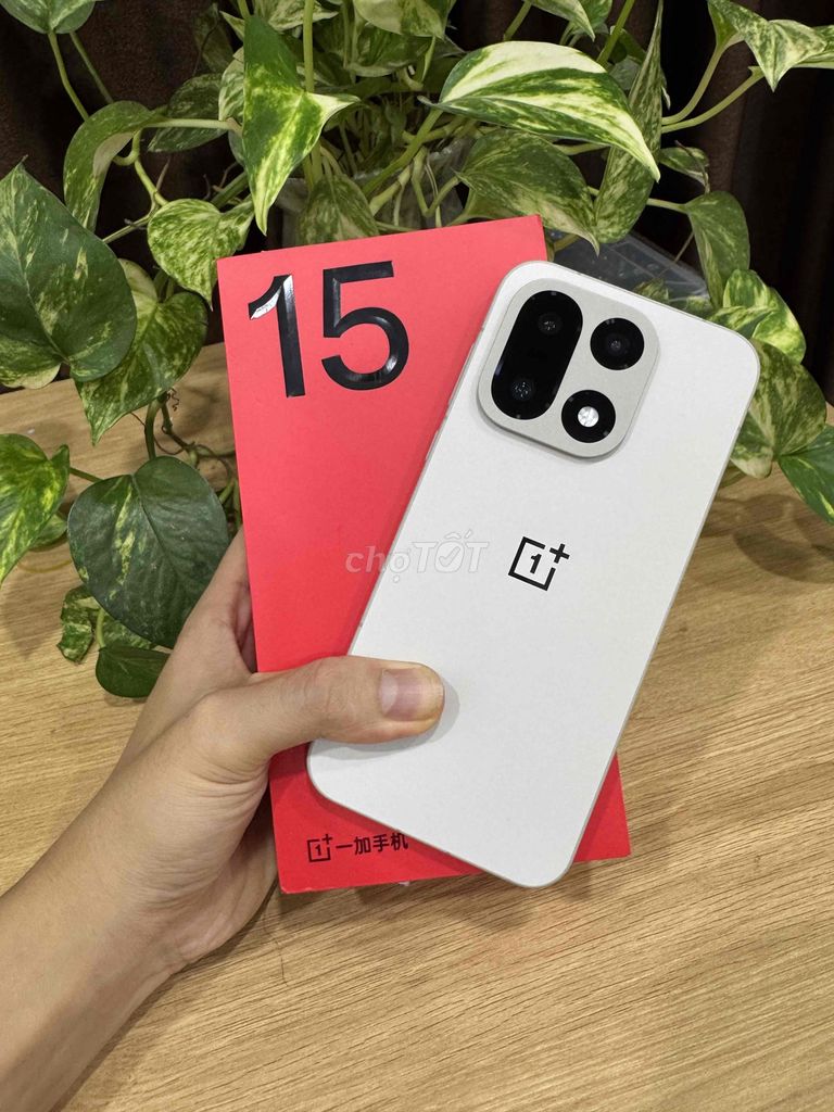 OnePlus 15 12GB/256GB Quốc Tế FULLBOX. Mua bán Điện thoại tại Quận Hoàng Mai Hà Nội được đăng bởi Gia Vinh hình 1