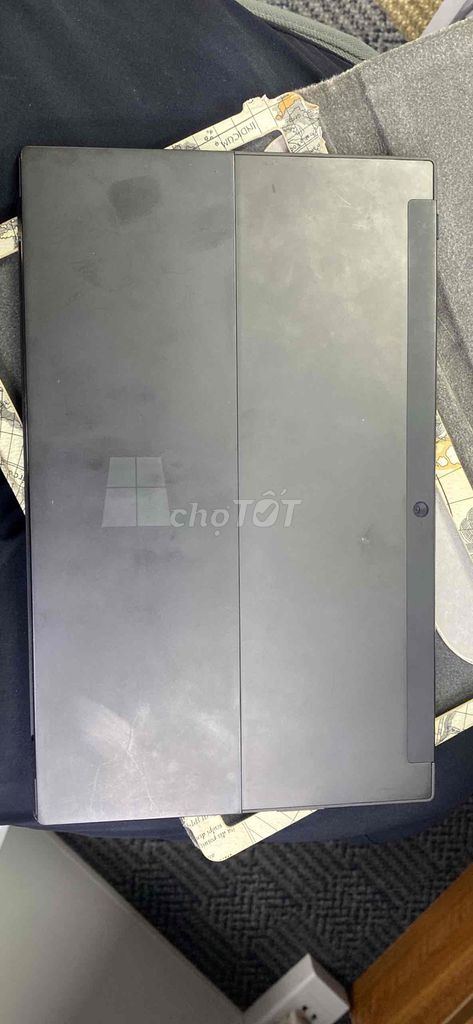 Microsoft Surface RT 2 Đen Windows 10. Mua bán Máy tính bảng tại Quận Thanh Xuân Hà Nội được đăng bởi Lưu Nguyên hình 1