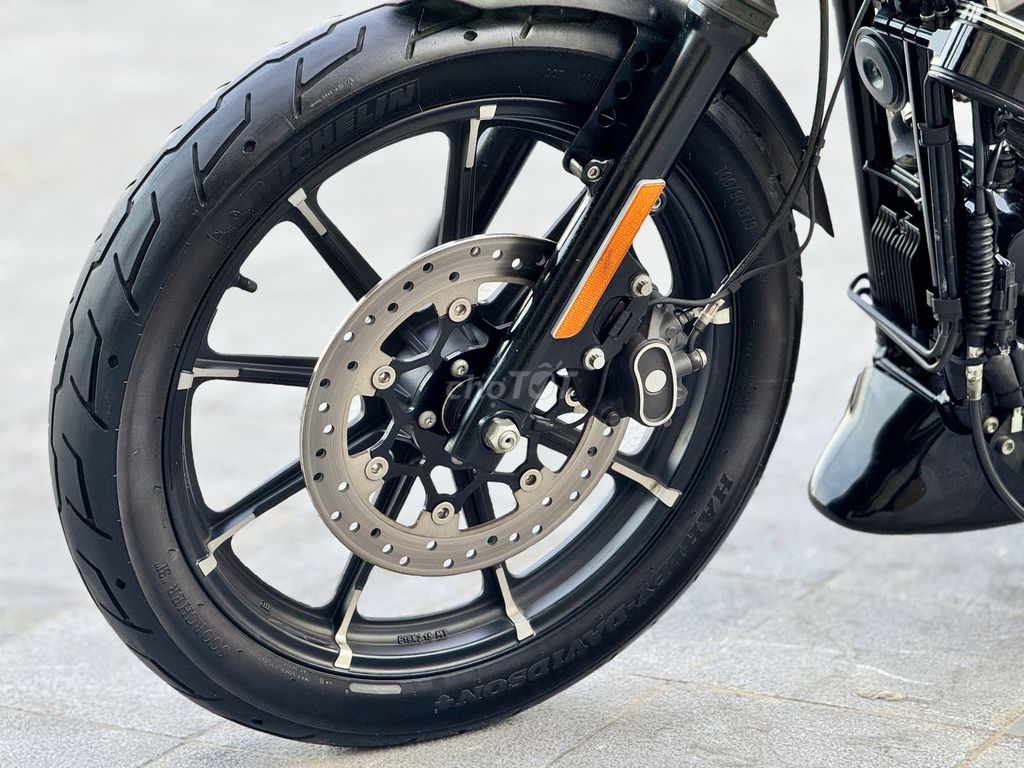 Mạnh Hà Motor bán Harley davidson 883 odo 8k bober. Mua bán Xe máy tại Quận Bắc Từ Liêm Hà Nội được đăng bởi Mạnh Hà Motor hình 3