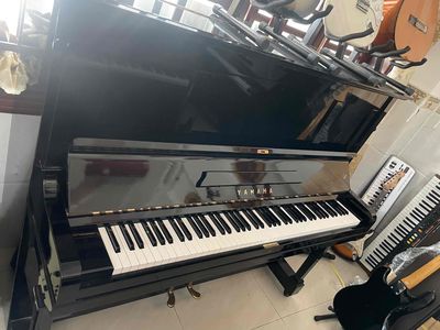 Piano cơ yamaha u2B màu đen bóng zin