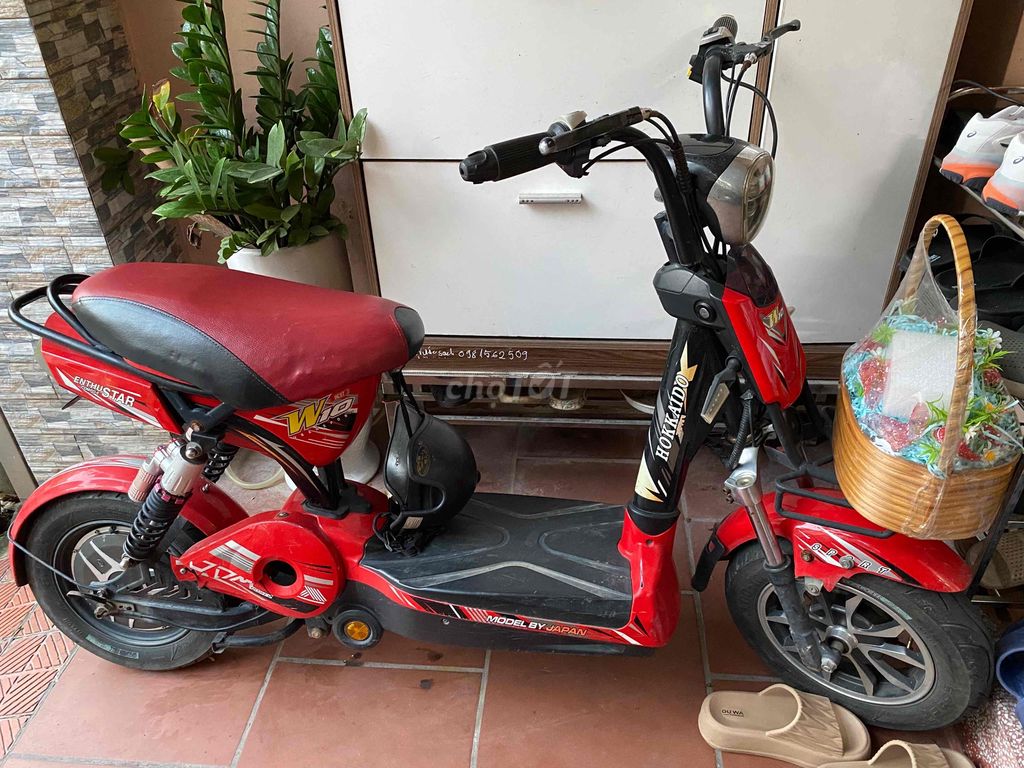 Dọn nhà cần bán xe đạp điện. Mua bán Xe điện tại Huyện Gia Lâm Hà Nội được đăng bởi Mr Duc hình 2