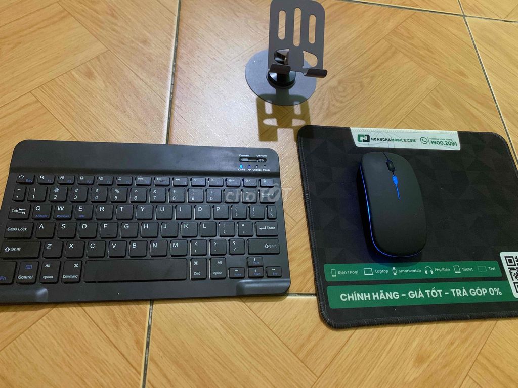 Bộ bàn phím chuột Bluetooth Đen đã qua sử dụng. Mua bán Phụ kiện (Màn hình, Chuột...) tại Huyện Thuỷ Nguyên Hải Phòng được đăng bởi Lê Hải Anh hình 1