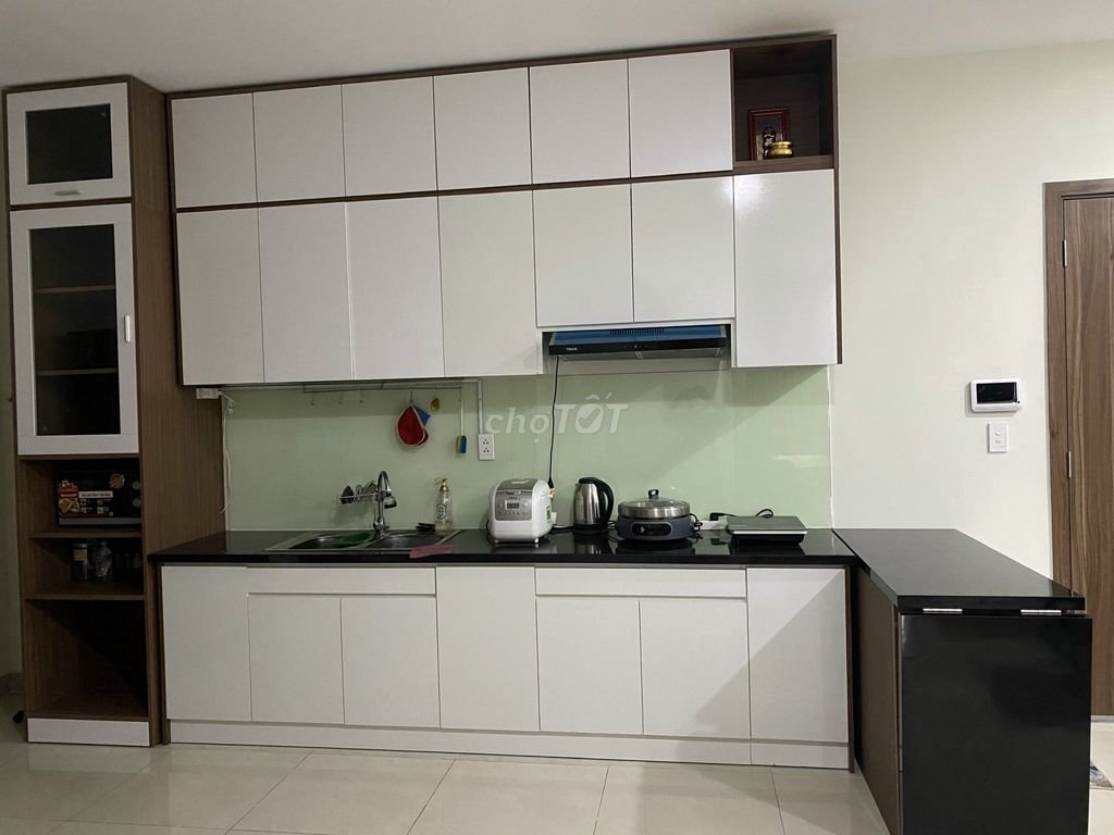 CHO THUÊ CĂN GÓC HIẾM 92M2 3PN 2WC VIEW PHÁO HOA , FULL NT CAO CẤP