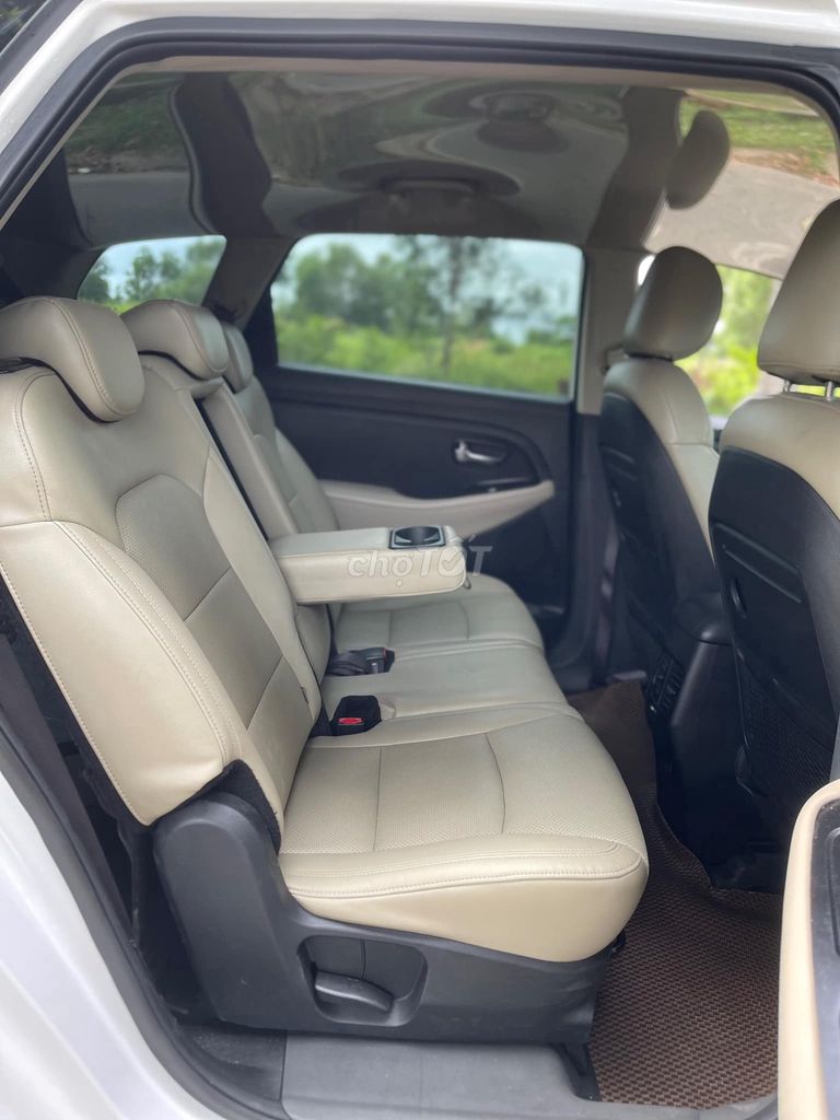 Kia Rondo 2019 số sàn màu trắng. Mua bán Ô tô tại Quận Gò Vấp Tp Hồ Chí Minh được đăng bởi Xuân Trường hình 6