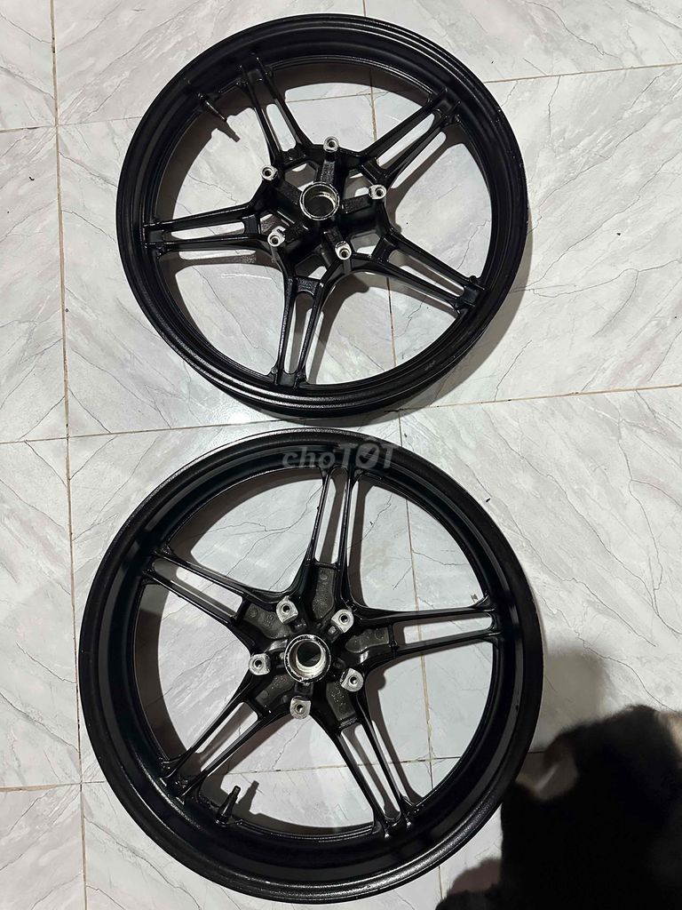 cần bán mâm zin ex 150/155. Mua bán Phụ tùng xe tại Huyện Đức Hòa Long An được đăng bởi hậu hình 3
