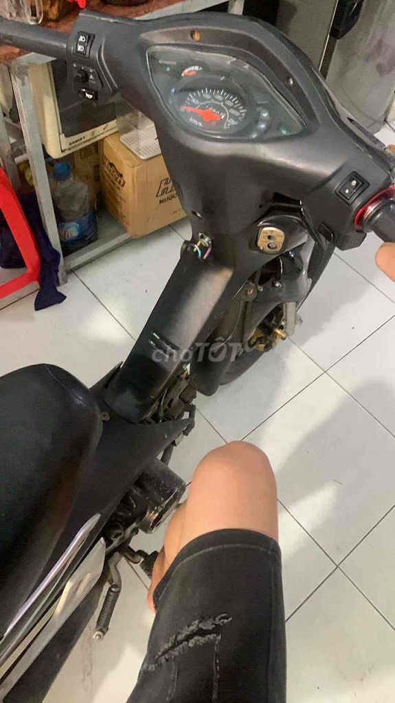 wave cxn máyngon. Mua bán Xe máy tại Quận Tân Bình Tp Hồ Chí Minh được đăng bởi lê minh hình 1