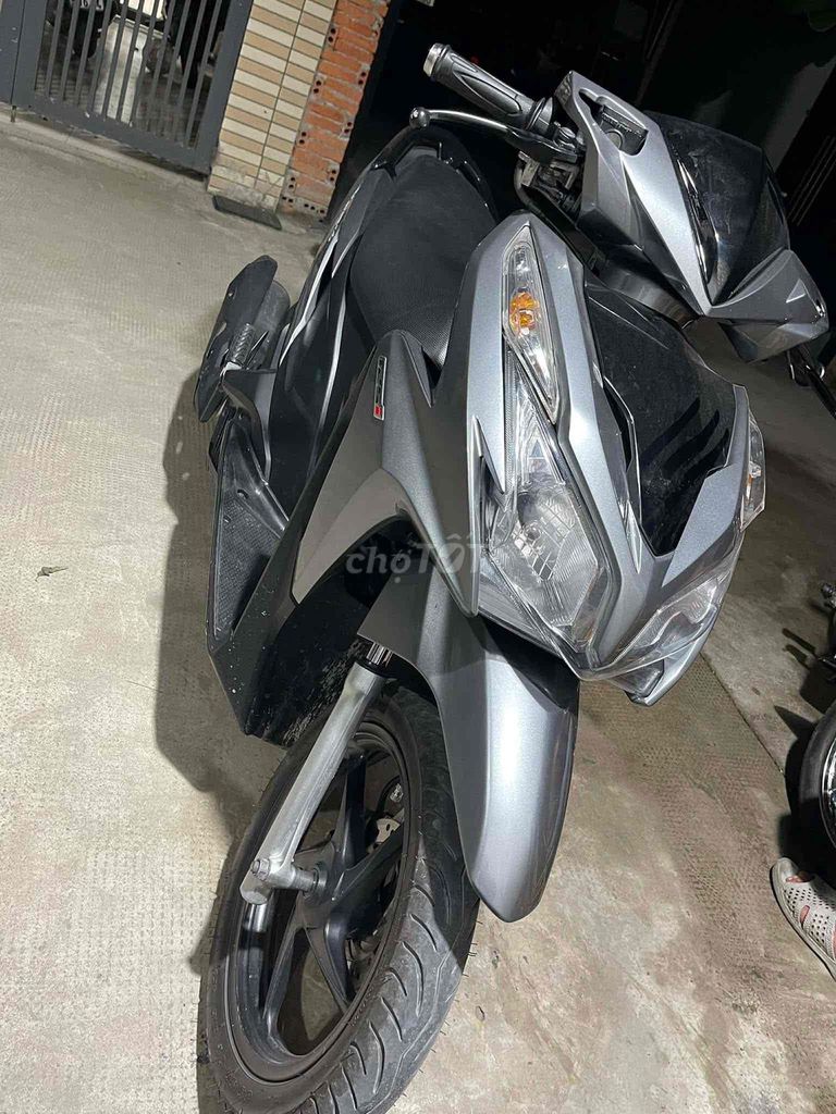 Honda Click 125i 2015 Xám. Mua bán Xe máy tại Quận 12 Tp Hồ Chí Minh được đăng bởi công tâm  hình 1