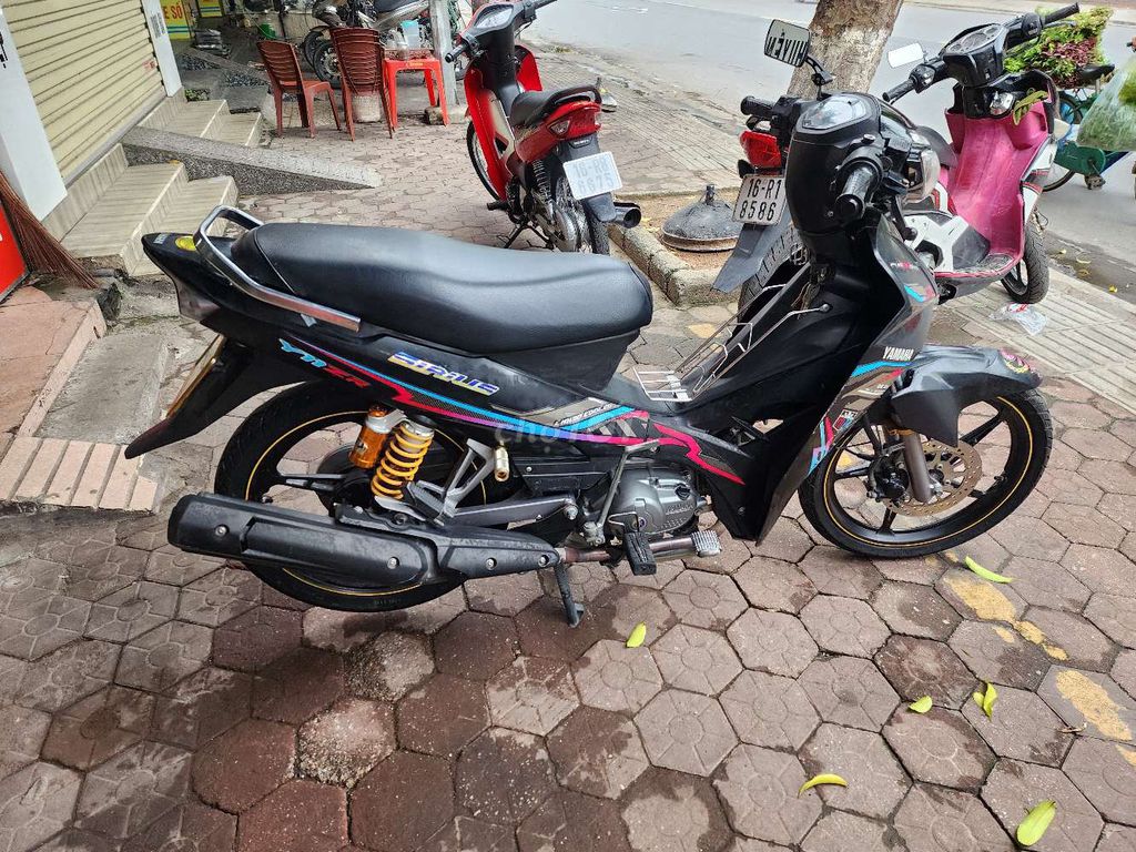 Cần bán xe như hình máy zin chính chủ đk đời cao. Mua bán Xe máy tại Quận Kiến An Hải Phòng được đăng bởi Hà Minh Tuấn hình 2