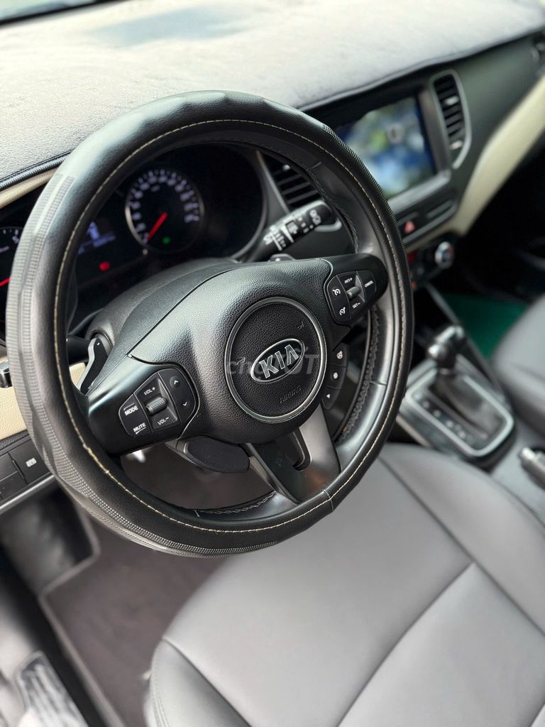 KIA RONDO GAT 2017 BẢN GIỚI HẠN GIÁ TỐT. Mua bán Ô tô tại Thành phố Thủ Đức Tp Hồ Chí Minh được đăng bởi DIAMOND CARS SG hình 4