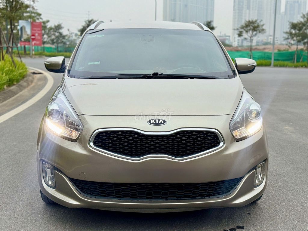 Kia Rondo 2.0 AT 2016. Mua bán Ô tô tại Quận Thanh Xuân Hà Nội được đăng bởi Nguyễn Tuấn Hoàng hình 1