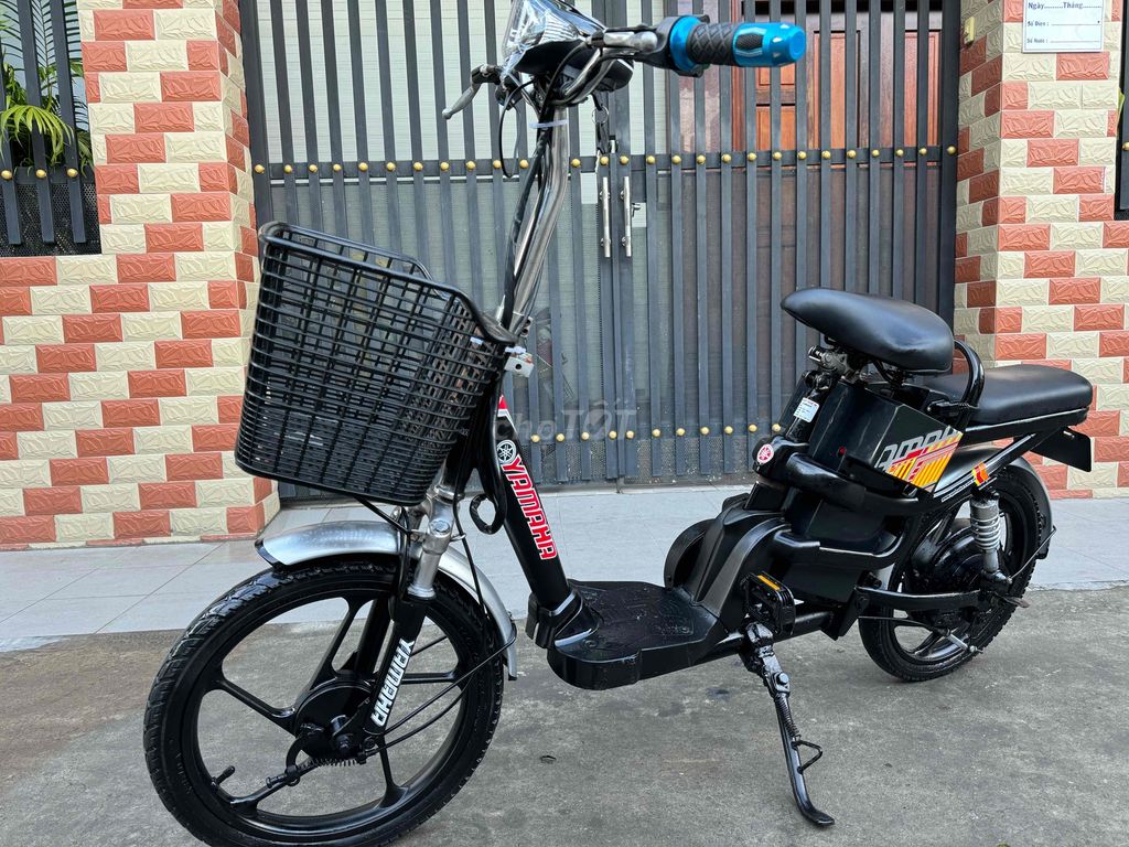 YAMAHA MỚI 90%