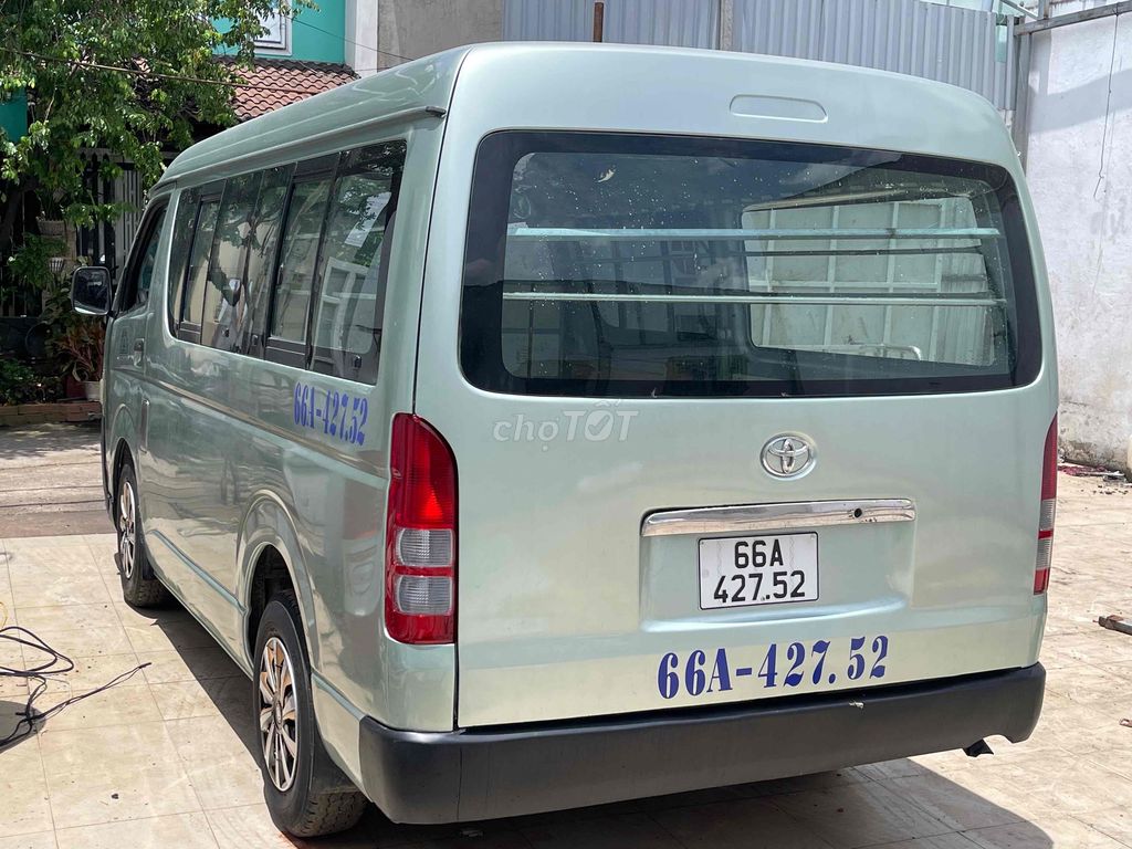 Toyota Hiace 2011 - 123 km. Mua bán Ô tô tại Quận Bình Tân Tp Hồ Chí Minh được đăng bởi Huỳnh tấn pha hình 8