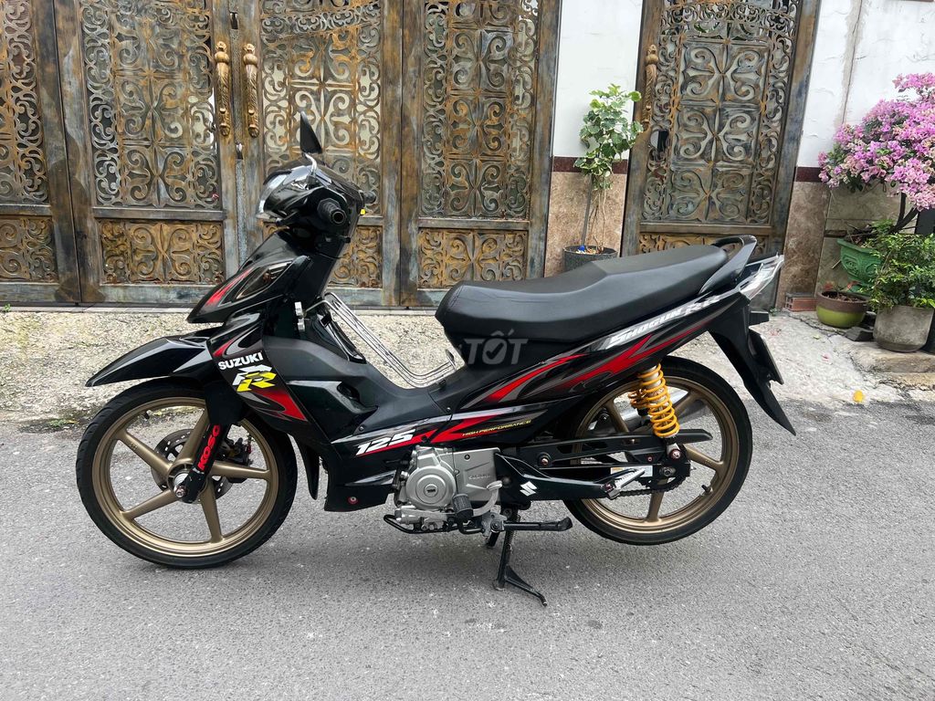 suzuki xbike 2010.kiểng đẹp giấy tờ đầy đủ