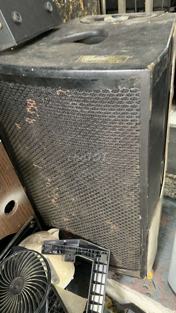 Vỏ thùng loa kéo Gỗ bass 30cm Đen, Trắng cũ. Mua bán Tivi, Âm thanh tại Quận Tân Bình Tp Hồ Chí Minh được đăng bởi ngọc . đô món gia rẻ hình 1