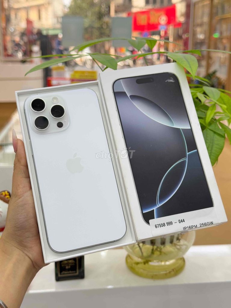 📲 Iphone 16ProMax 256GB Trắng Sạc 1L/P.100 ✅