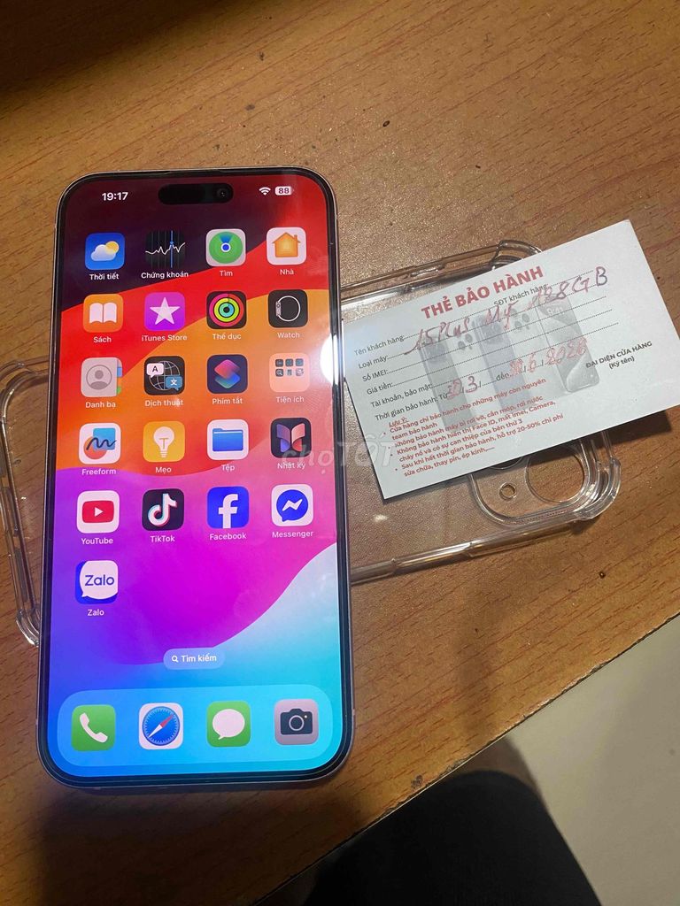 Apple iPhone 15 plus 128GB Hồng. Mua bán Điện thoại tại Huyện Long Điền Bà Rịa - Vũng Tàu được đăng bởi pikachuuu hình 1