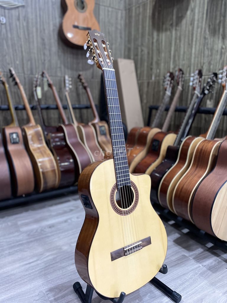 Đàn Guitar Classic Cordoba C5CE