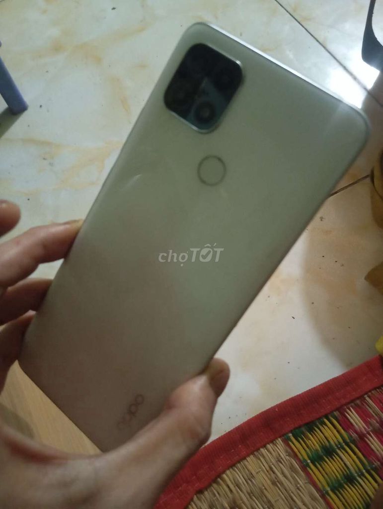 Oppo Điện thoại màu Trắng. Mua bán Điện thoại tại Thành phố Thủ Dầu Một Bình Dương được đăng bởi Tiến  hình 1