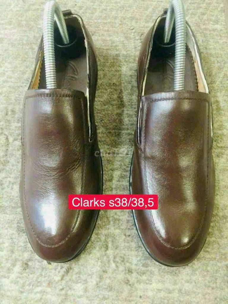 Giày lười Clarks Nam Nâu size 38.5. Mua bán Giày dép tại Quận 12 Tp Hồ Chí Minh được đăng bởi HT 86 hình 1
