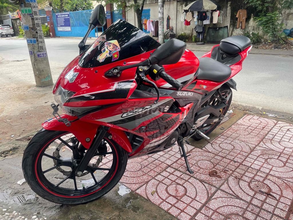 Suzuki GSX R150 máy zin biển số 67. Mua bán Xe máy tại Huyện Bình Chánh Tp Hồ Chí Minh được đăng bởi Phong Vũ hình 4