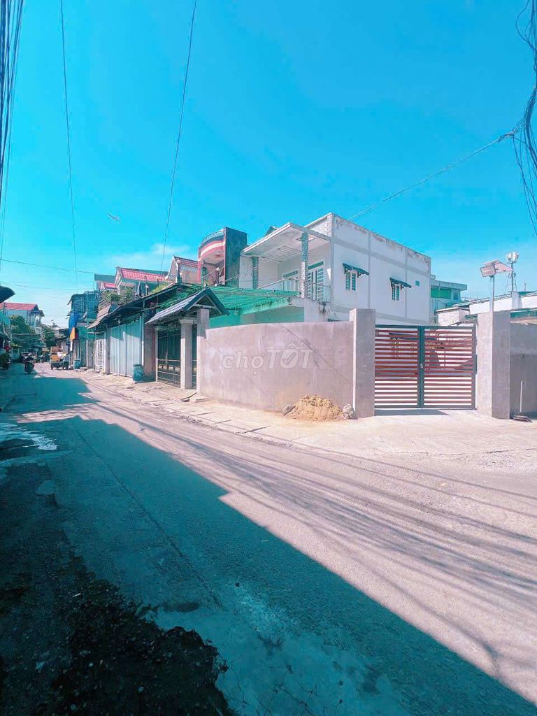 Cần bán căn góc 2 mặt tiền gần Phạm Văn Đồng Phạm văn đồng, Phường An Bình, Thành phố Dĩ An, Bình Dương Thành phố Dĩ An Bình Dương