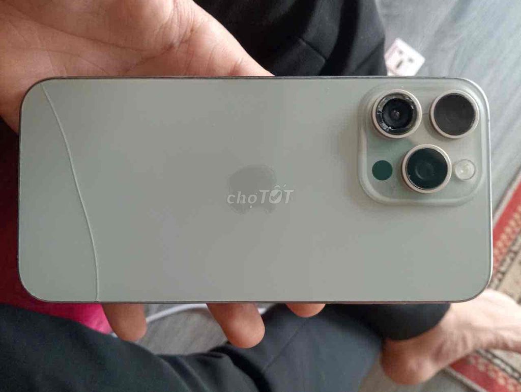 iPhone 15 Pro Max 256GB Bạc Cũ. Mua bán Điện thoại tại Huyện Bến Cầu Tây Ninh được đăng bởi Đức Long hình 1