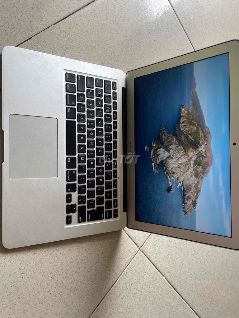 MacBook Air cpu i5/ ram 4GB/ ssd 128GB/ 13". Mua bán Laptop tại Thành phố Sóc Trăng Sóc Trăng được đăng bởi Bảo Toàn hình 1