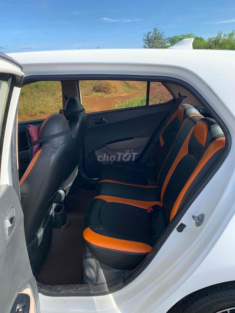 Gia đình cần bán Huynh Dai i10 .2017. Mua bán Ô tô tại Thành phố Buôn Ma Thuột Đắk Lắk được đăng bởi Bảo Châu hình 8