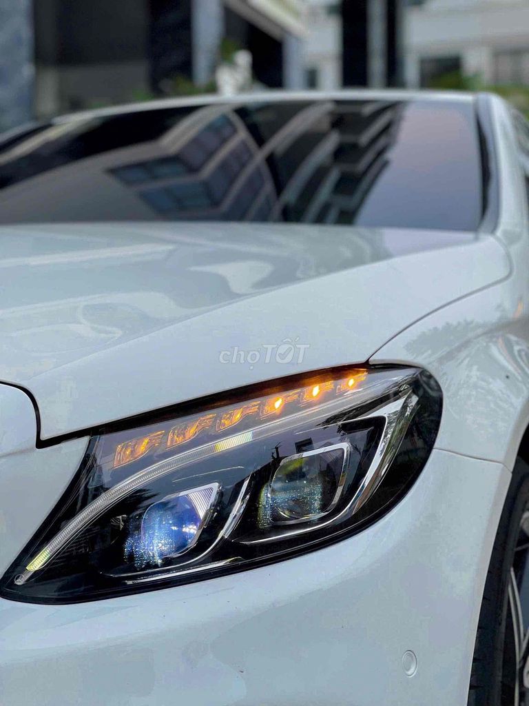 Mercedes-Benz C300 AMG 2016 đi chuẩn 7v miles. Mua bán Ô tô tại Quận Long Biên Hà Nội được đăng bởi Bùi Đình Thông hình 3
