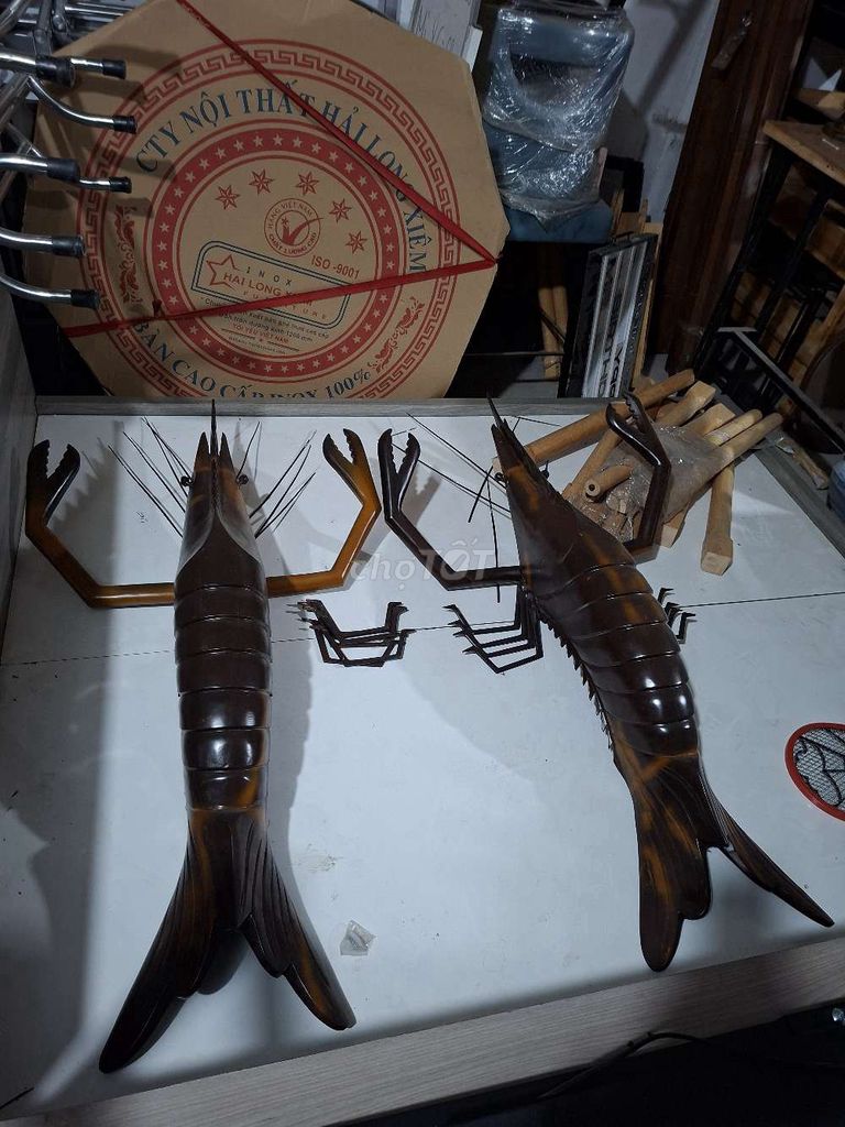 cần bán cặp tôm gỗ thật 