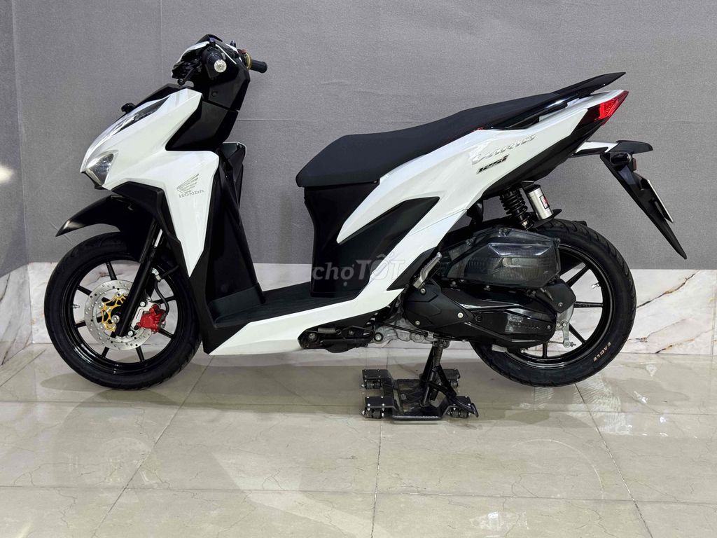 Honda Vario 125i Trắng đen. Mua bán Xe máy tại Thị xã Phú Mỹ Bà Rịa - Vũng Tàu được đăng bởi 72 motorcycle shop hình 6