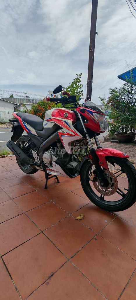 Yamaha FZ150i Đỏ trắng Zin. Mua bán Xe máy tại Quận Ninh Kiều Cần Thơ được đăng bởi Lê Hùng hình 1