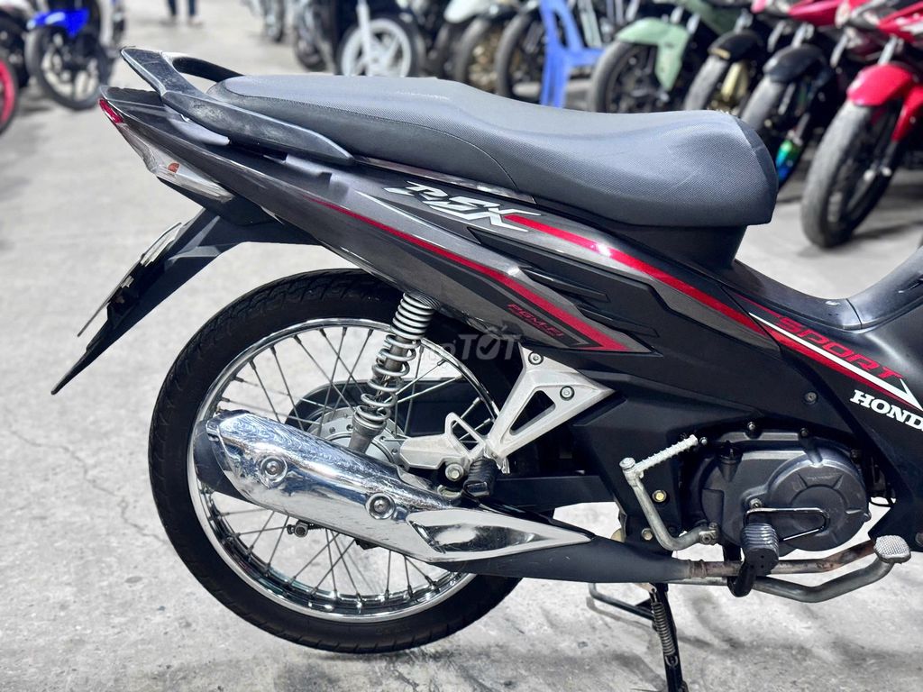 Honda Wave RSX 110 FI 2021 — первый взнос 5 млн