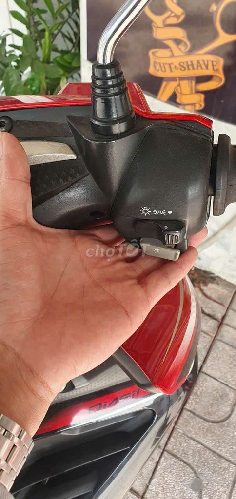 Yamaha Exciter 1S9A 2016 Đỏ 28000 km. Mua bán Xe máy tại Quận 8 Tp Hồ Chí Minh được đăng bởi Hoàng Kha hình 3