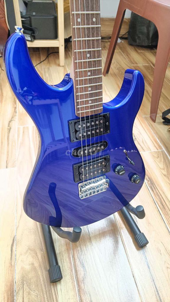 Đàn guitar điện Xanh dương Như mới. Mua bán Nhạc cụ tại Quận 1 Tp Hồ Chí Minh được đăng bởi Võ Phan Trung hình 1