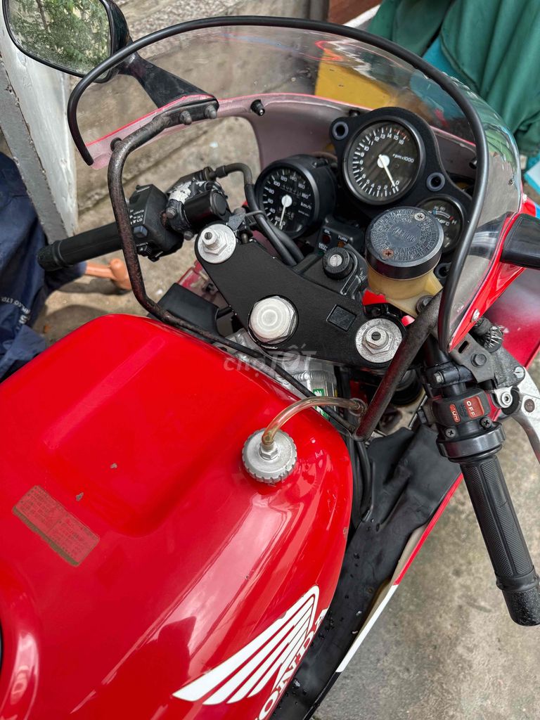 VFR 400Cc Máy Nhông Cam Chuẩn Xe Sưu Tầm. Mua bán Xe máy tại Quận Gò Vấp Tp Hồ Chí Minh được đăng bởi Phát Phú hình 5